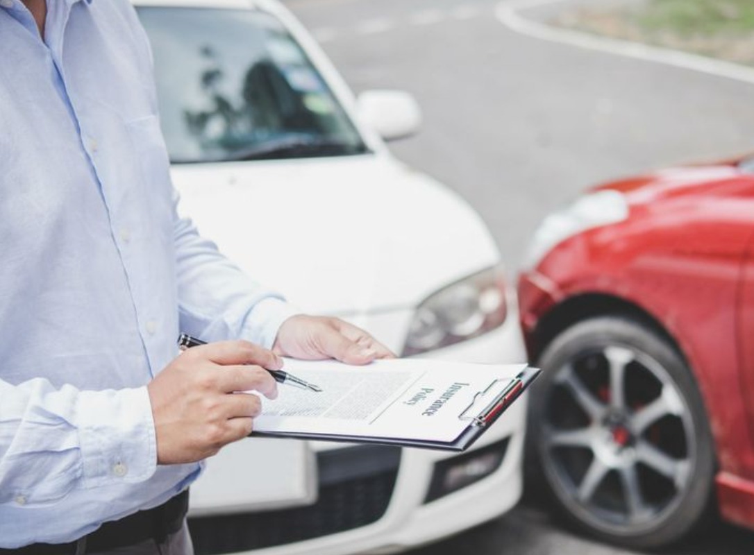 Auto Insurance – A Must For Protecting One of Your Most Prized Possessions