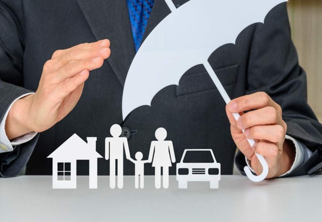 Save Money and Avoid Unnecessary Legal Fees With Title Insurance